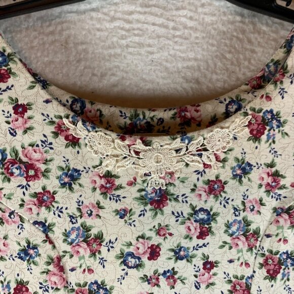 Ms. Conduct Women's Short Sleeve Cottagecore Embroidered Floral Sundress Size 8 - Picture 2 of 10